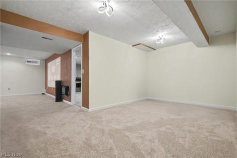 1257 Muchney Circle Akron OH 44312