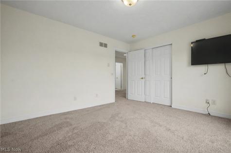 1257 Muchney Circle Akron OH 44312