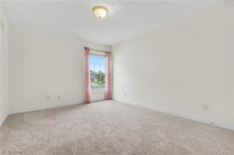 1257 Muchney Circle Akron OH 44312