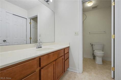 1257 Muchney Circle Akron OH 44312