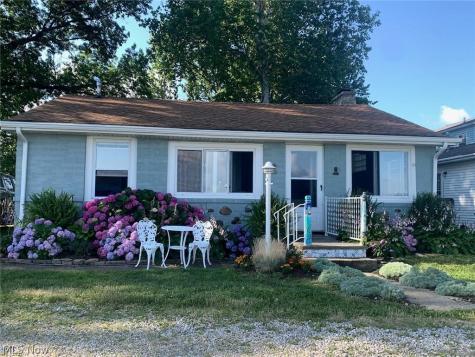 4532 Edgewater Drive Sheffield Lake OH 44054