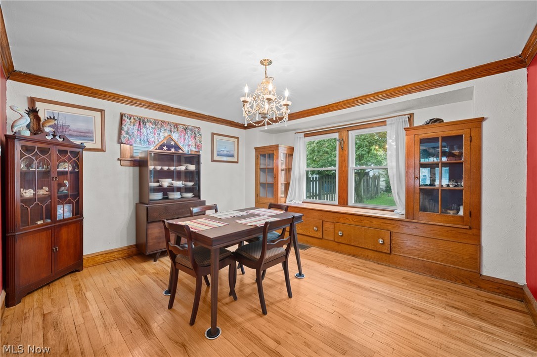2067 Lark Street Lakewood OH 44107