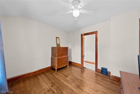 2067 Lark Street Lakewood OH 44107