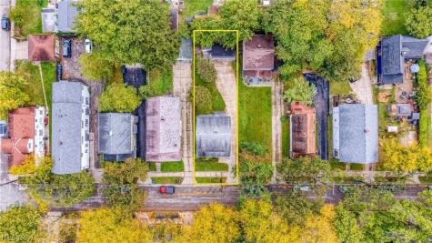 2067 Lark Street Lakewood OH 44107