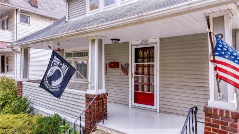 2067 Lark Street Lakewood OH 44107
