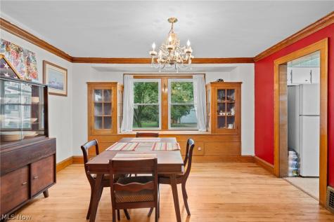 2067 Lark Street Lakewood OH 44107
