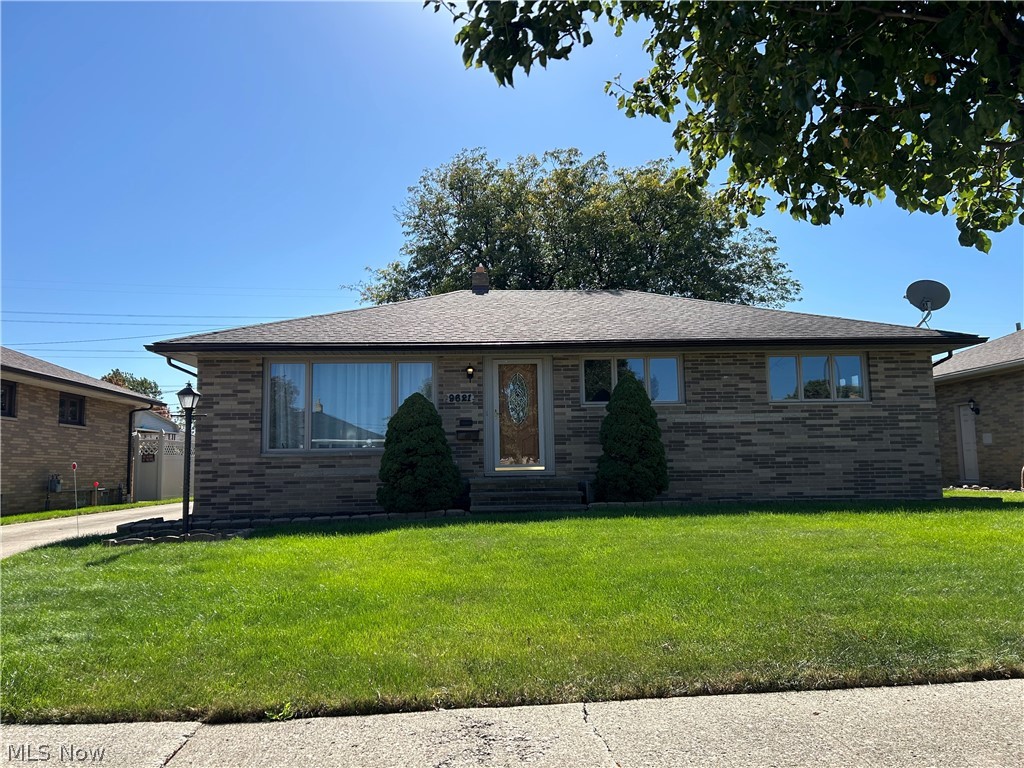 9621 Melody Lane Brooklyn OH 44144