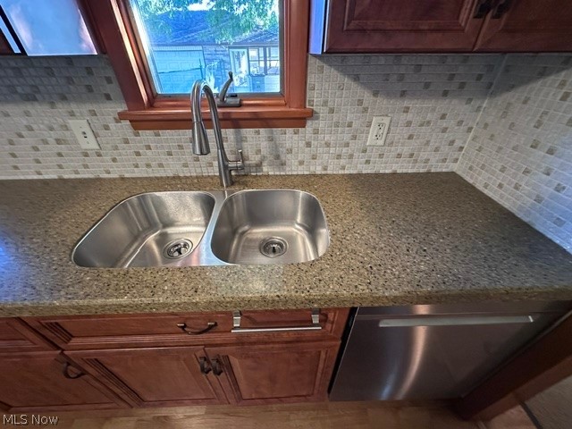 9621 Melody Lane Brooklyn OH 44144
