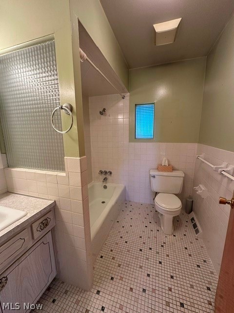 9621 Melody Lane Brooklyn OH 44144
