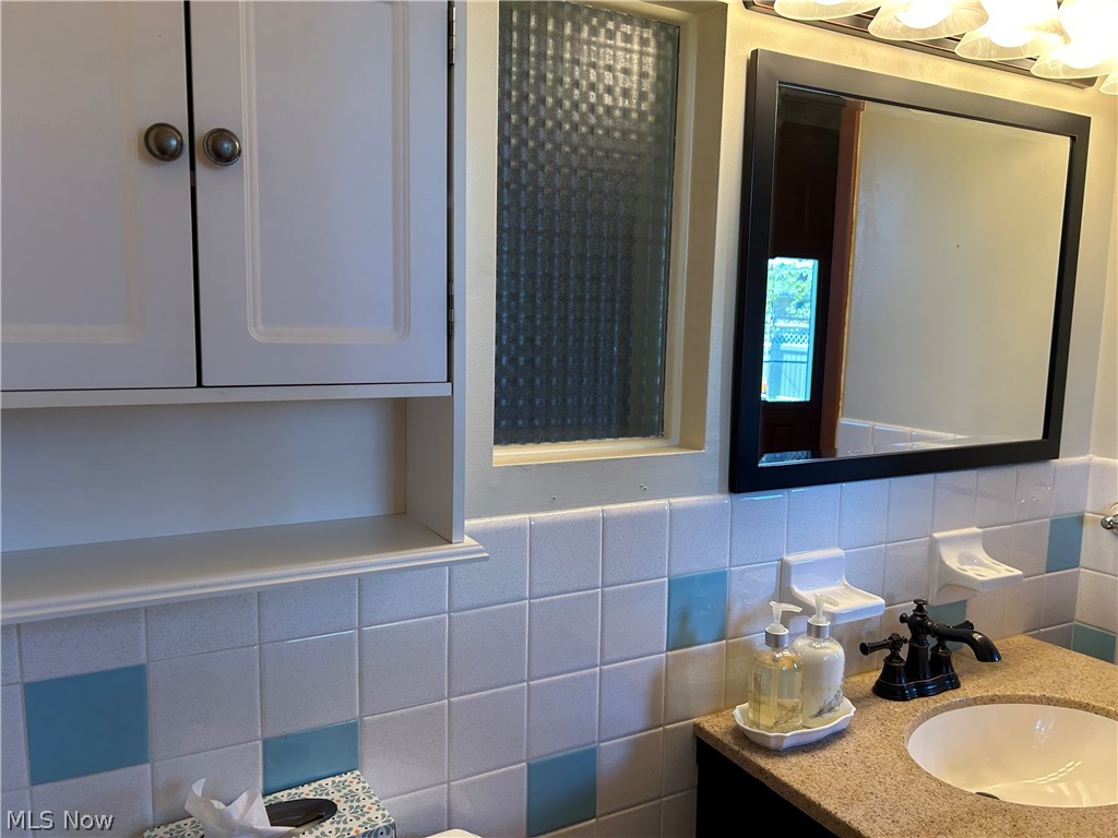 9621 Melody Lane Brooklyn OH 44144