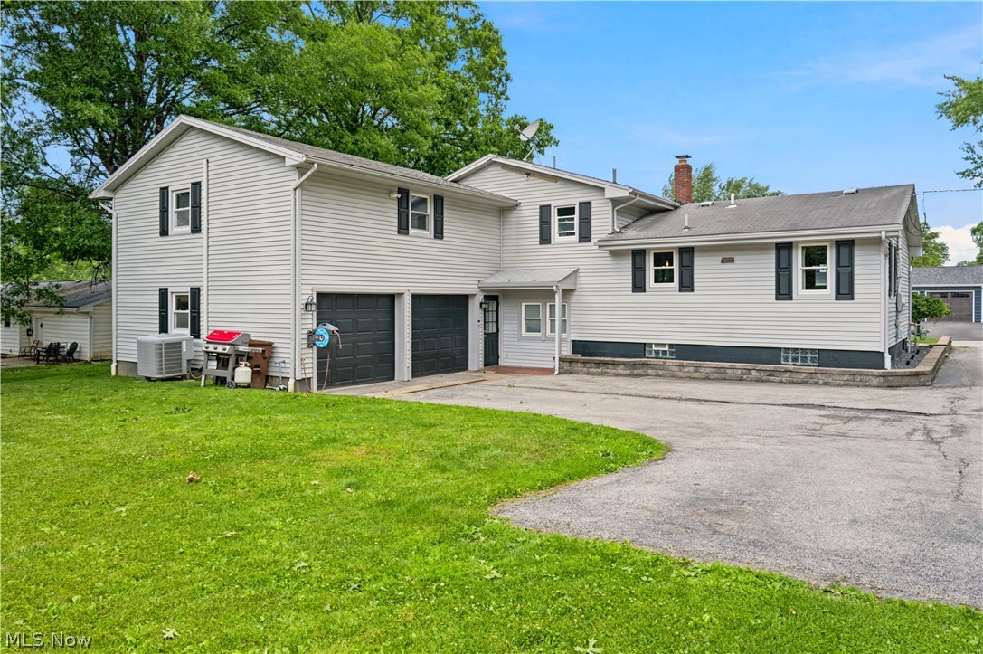 273 Blueberry Drive Columbiana OH 44408