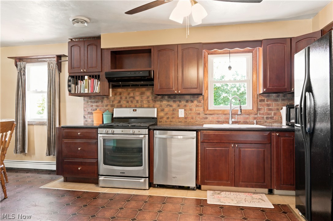 273 Blueberry Drive Columbiana OH 44408