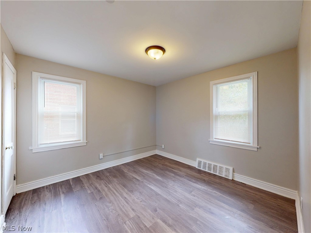 5353 Thomas Street Maple Heights OH 44137