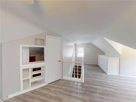 5353 Thomas Street Maple Heights OH 44137