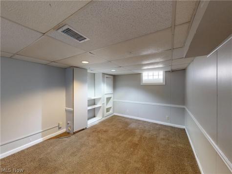 5353 Thomas Street Maple Heights OH 44137