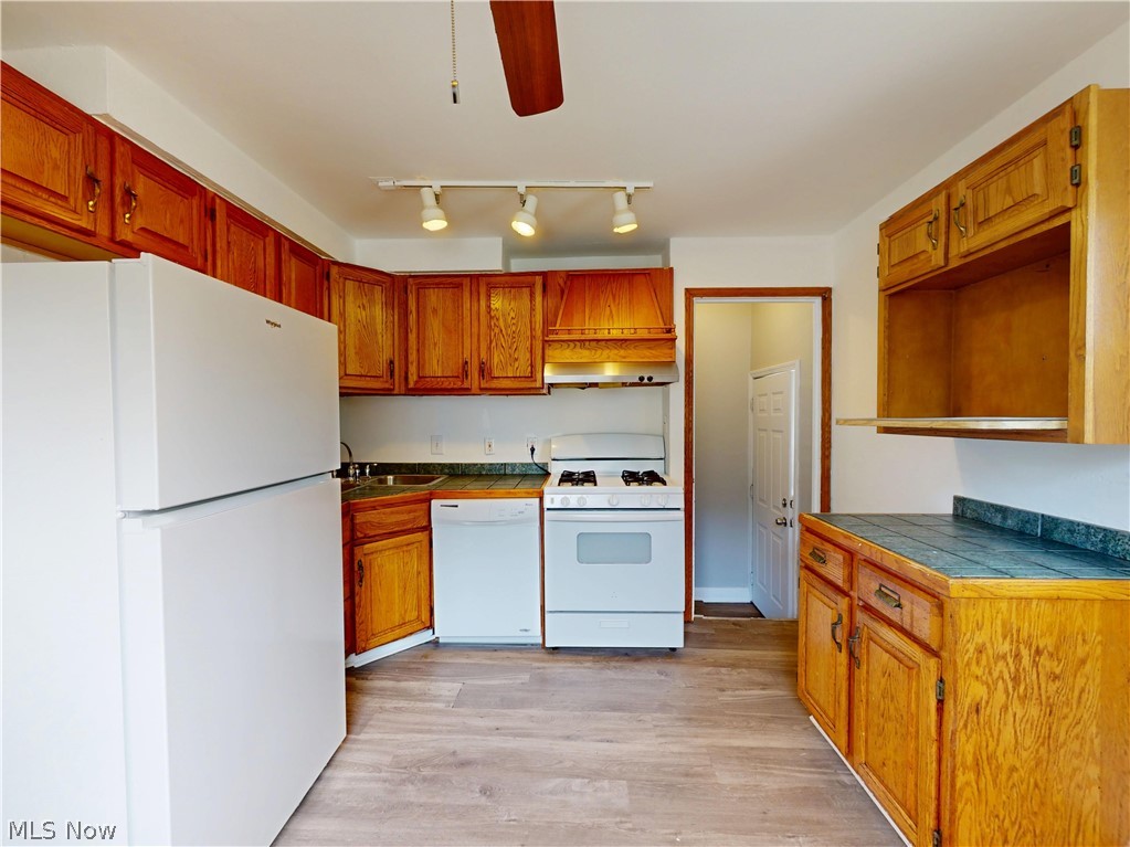 5353 Thomas Street Maple Heights OH 44137