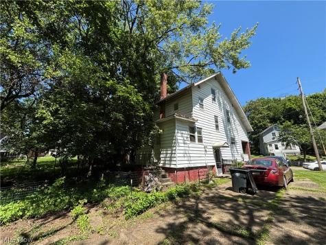 818 Euclid Avenue Akron OH 44307