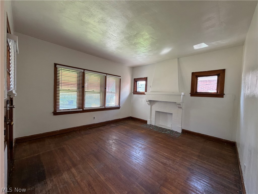 895 Rondel Road Cleveland OH 44110