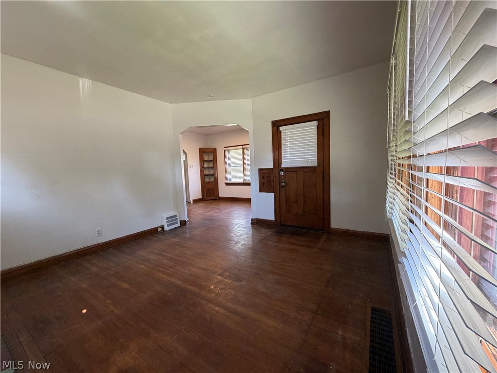 895 Rondel Road Cleveland OH 44110