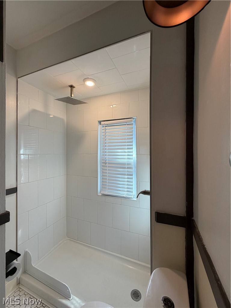 895 Rondel Road Cleveland OH 44110
