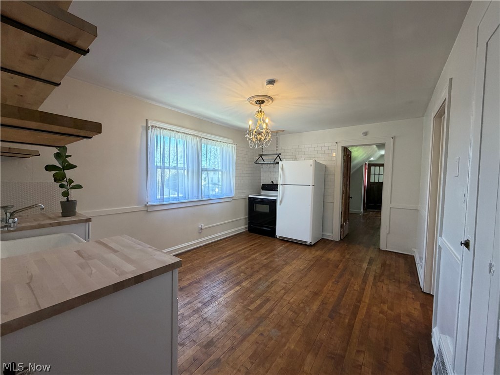 895 Rondel Road Cleveland OH 44110