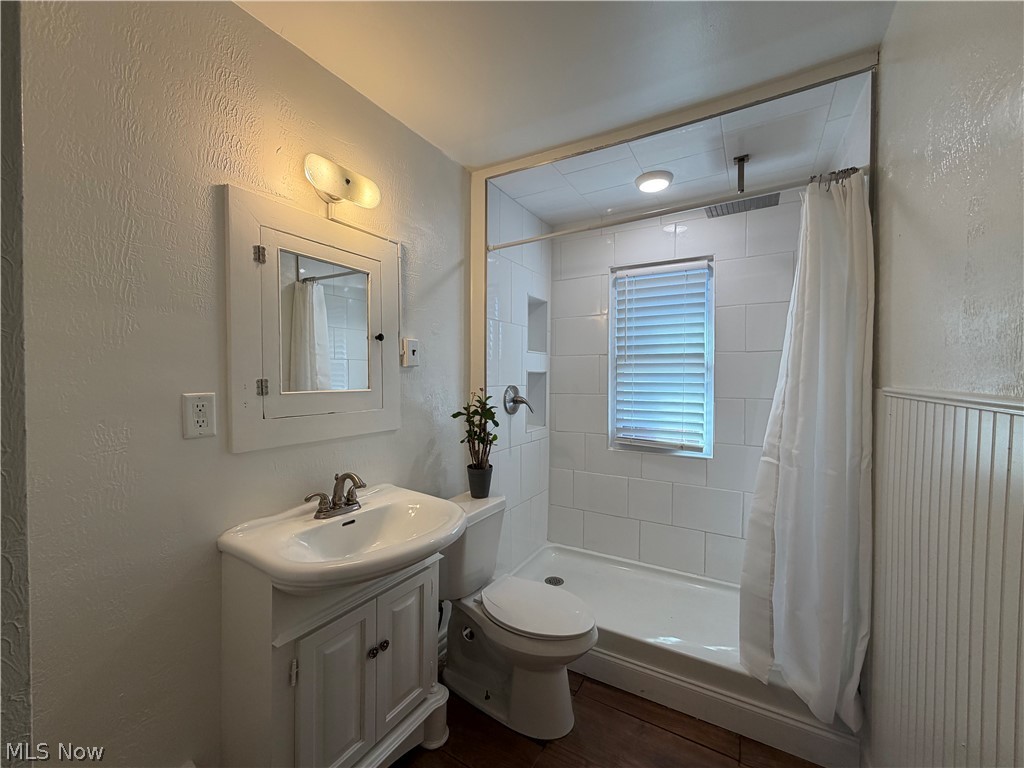 895 Rondel Road Cleveland OH 44110