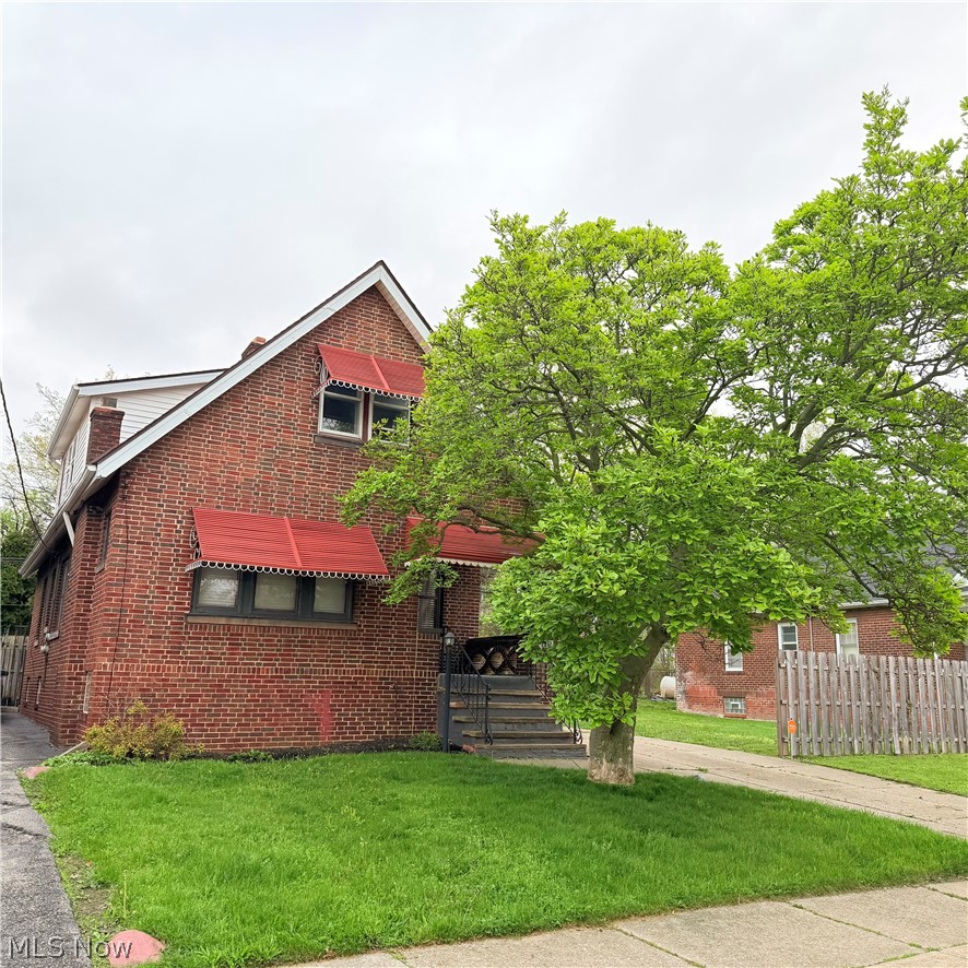 895 Rondel Road Cleveland OH 44110