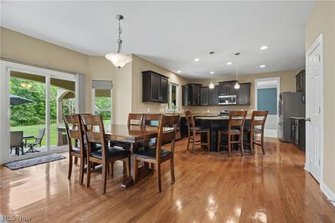 5037 Lake Breeze Landing Stow OH 44224