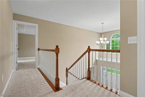 5037 Lake Breeze Landing Stow OH 44224