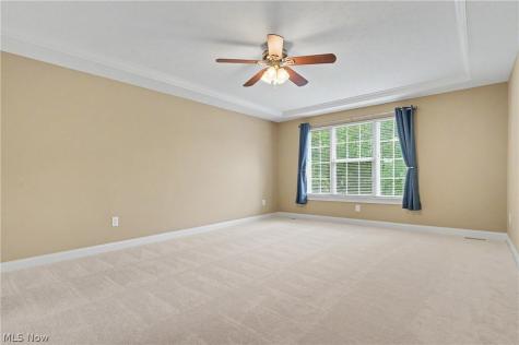 5037 Lake Breeze Landing Stow OH 44224
