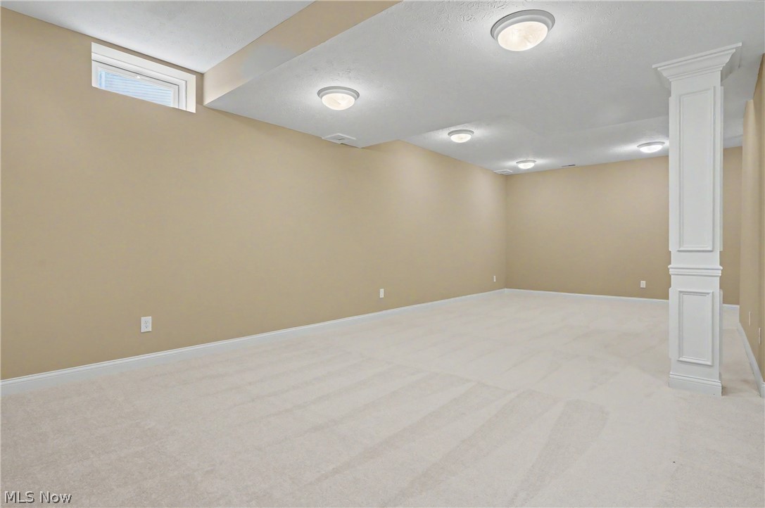 5037 Lake Breeze Landing Stow OH 44224