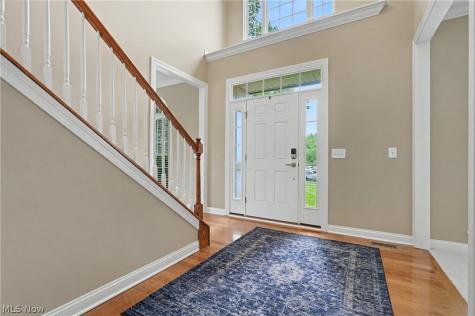 5037 Lake Breeze Landing Stow OH 44224