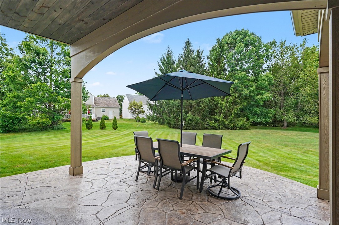 5037 Lake Breeze Landing Stow OH 44224
