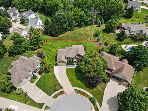 5037 Lake Breeze Landing Stow OH 44224