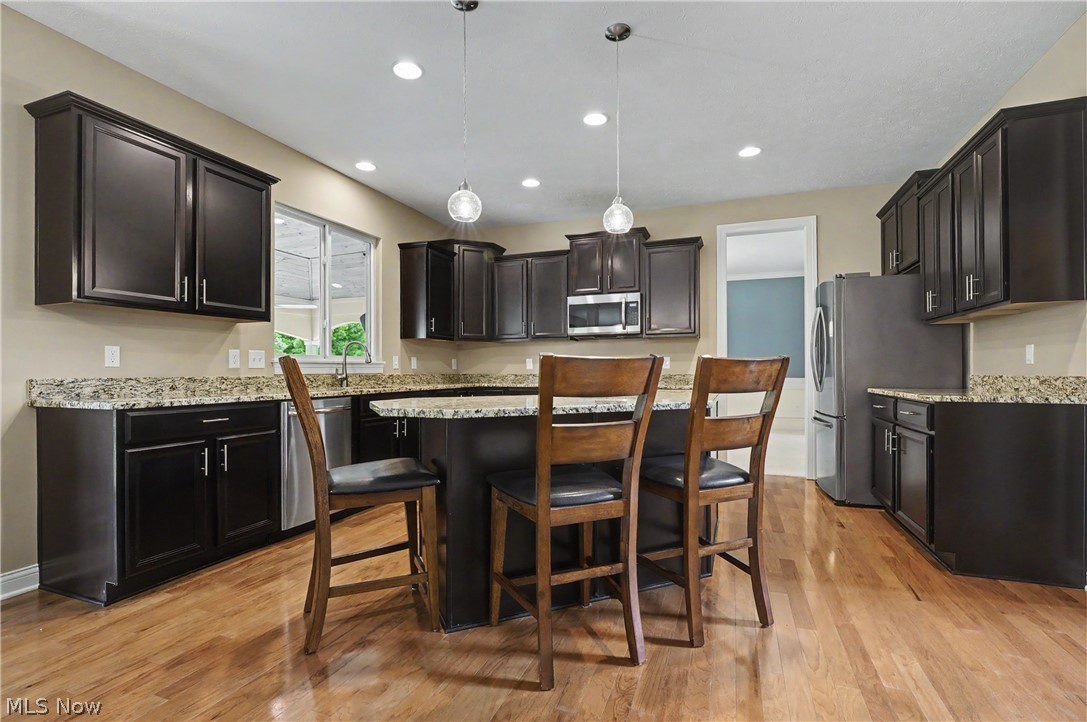 5037 Lake Breeze Landing Stow OH 44224
