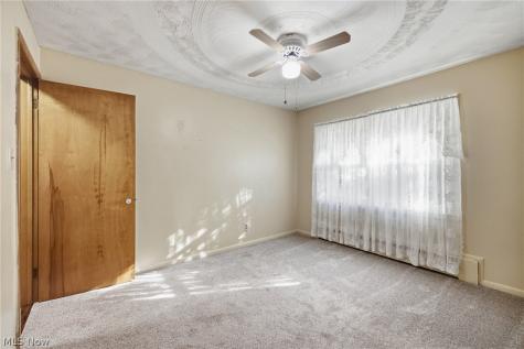 1023 Mount Auburn Drive Ashland OH 44805