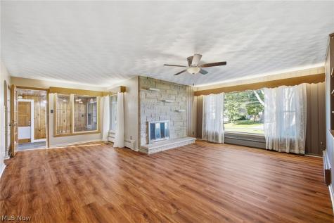 1023 Mount Auburn Drive Ashland OH 44805