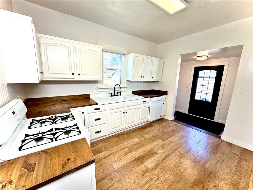 124 2nd Avenue NW Beach City OH 44608