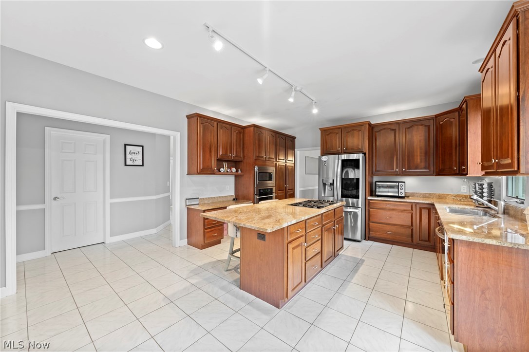 39700 Alsace Court Solon OH 44139