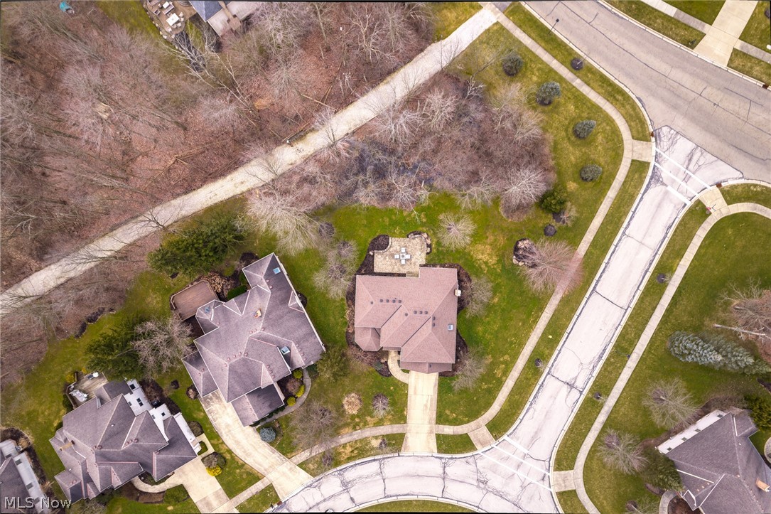 39700 Alsace Court Solon OH 44139