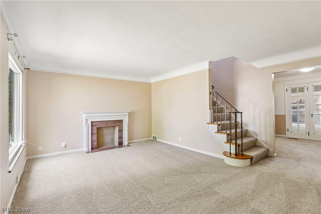 8223 Manorford Drive Cleveland OH 44129