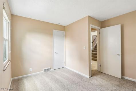 8223 Manorford Drive Cleveland OH 44129