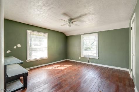 1445 Sulzer Avenue Euclid OH 44132