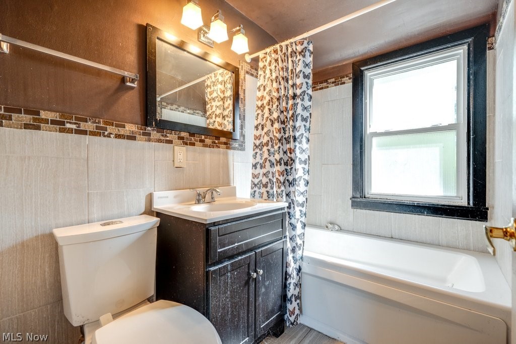 1445 Sulzer Avenue Euclid OH 44132
