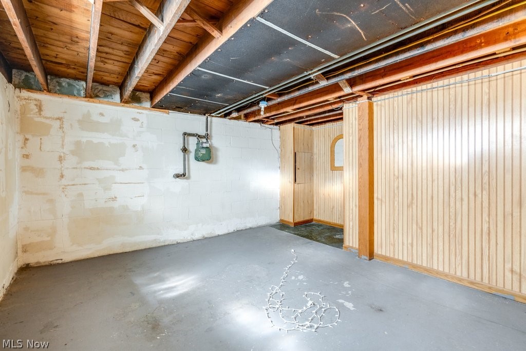 1445 Sulzer Avenue Euclid OH 44132