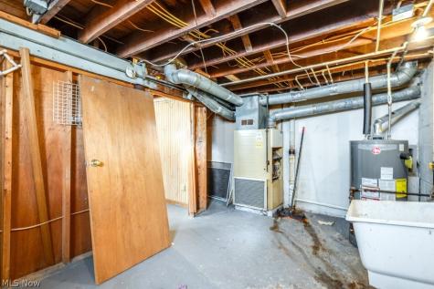 1445 Sulzer Avenue Euclid OH 44132