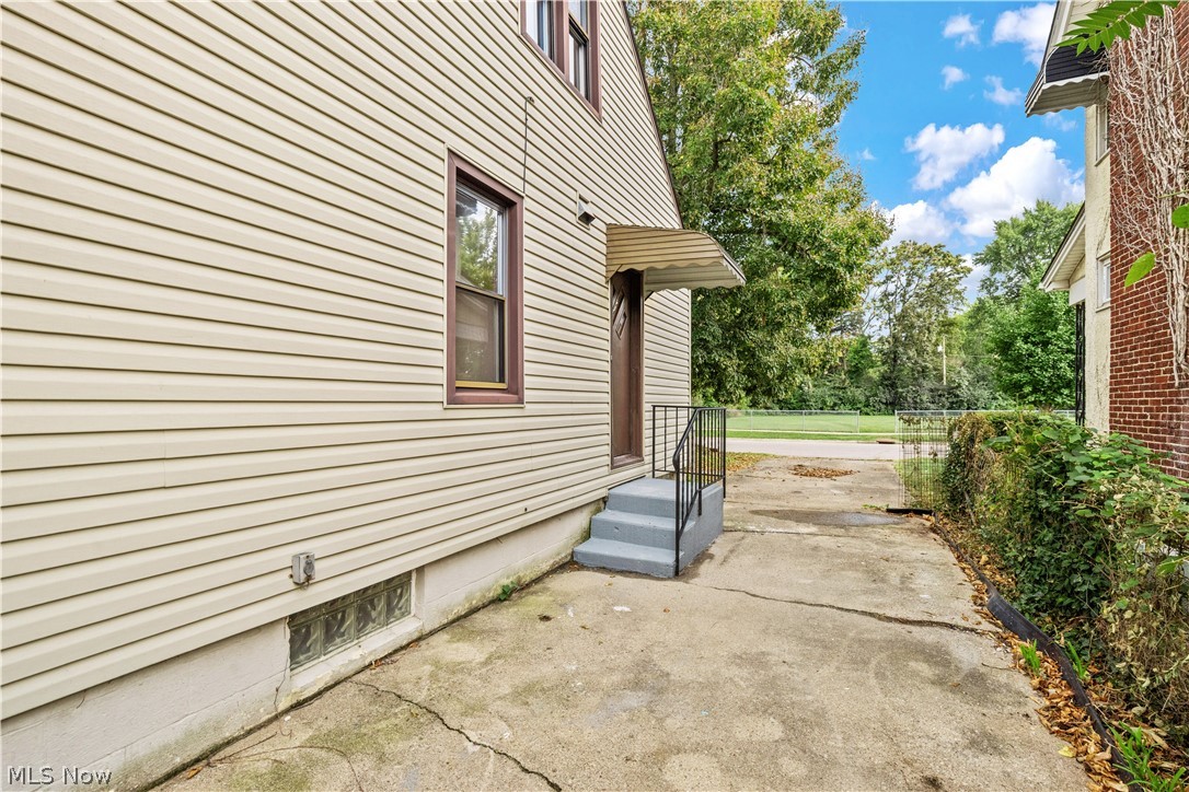 1978 Stratford Way Columbus OH 43219