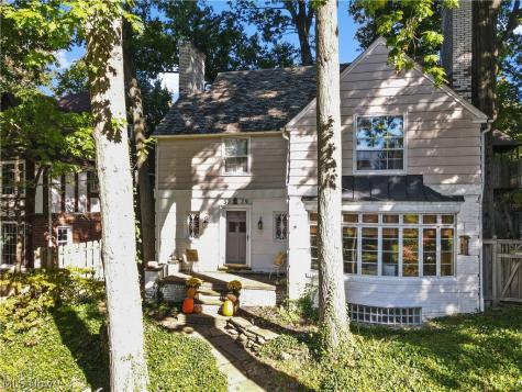 3779 Meadowbrook Boulevard University Heights OH 44118
