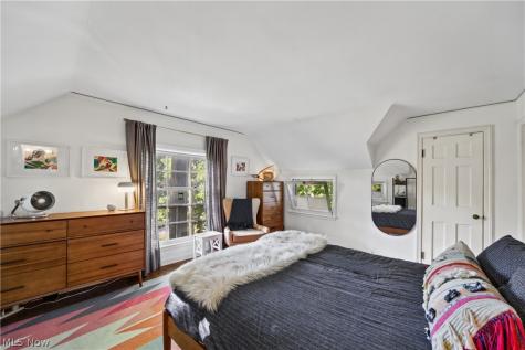 3779 Meadowbrook Boulevard University Heights OH 44118