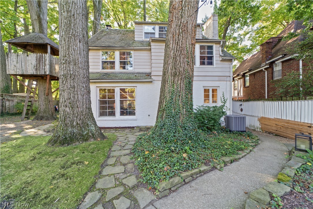 3779 Meadowbrook Boulevard University Heights OH 44118